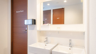 ベーシック トリプルルーム 共用バスルーム (1 Double Bed and 1 Sofa Bed)