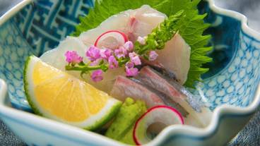 食事・飲み物 / 1