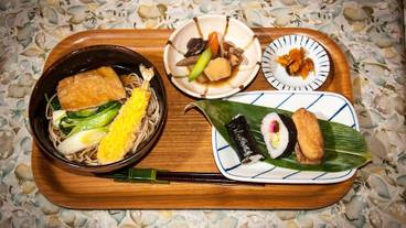 食事・飲み物 / 4