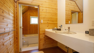 スーペリア ツインルーム 共用バスルーム