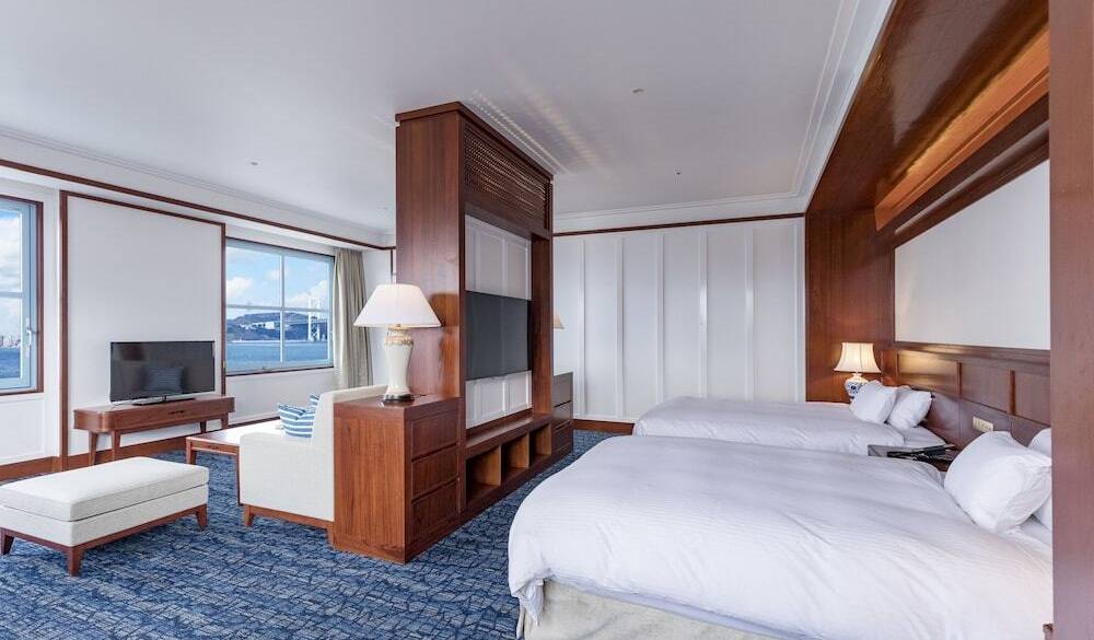 プレミア海峡スイート / 2