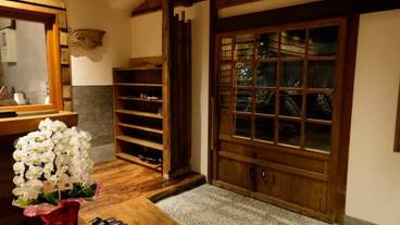 内部エントランス / 2