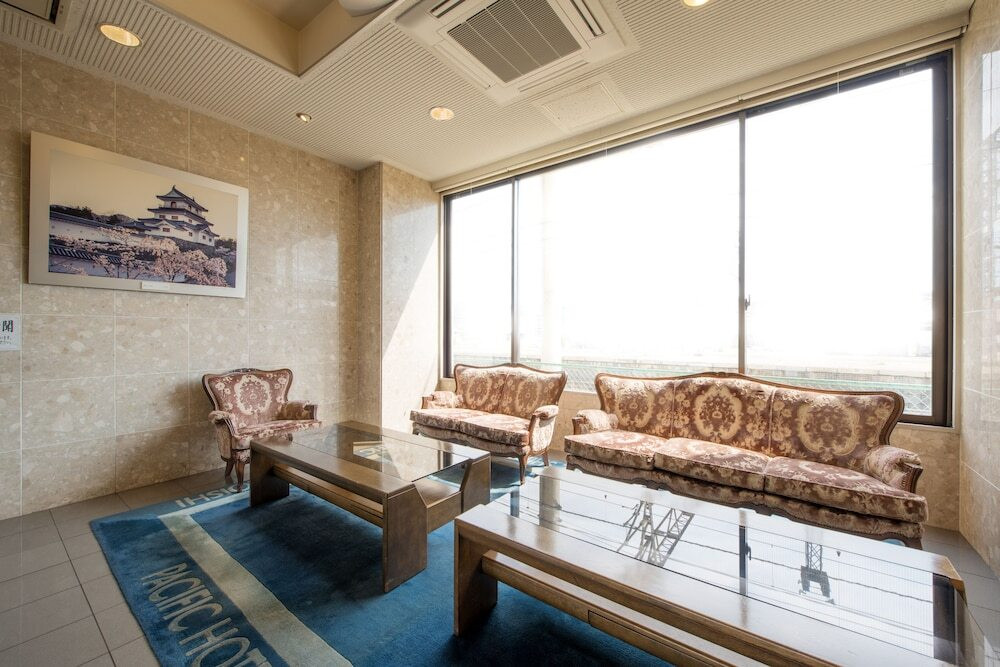 ロビー応接スペース