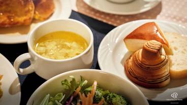 朝食ビュッフェ / 10