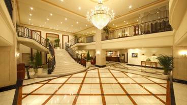 ロビーラウンジ / 3