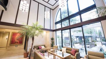 ロビー応接スペース / 6