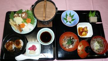 食事・飲み物 / 1