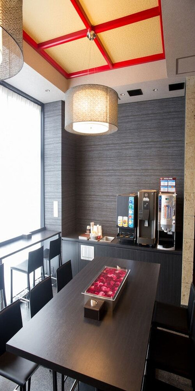 ロビーラウンジ