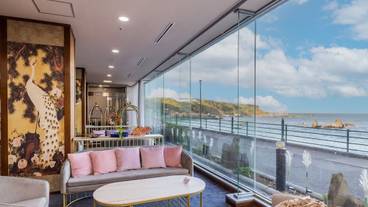 ロビー応接スペース / 4