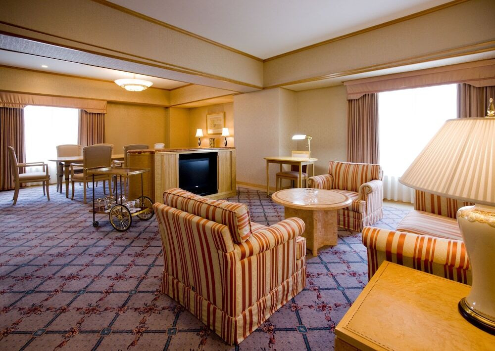 朝食ビュッフェでだんご汁や鶏めしなど大分の郷土料理を堪能3571455