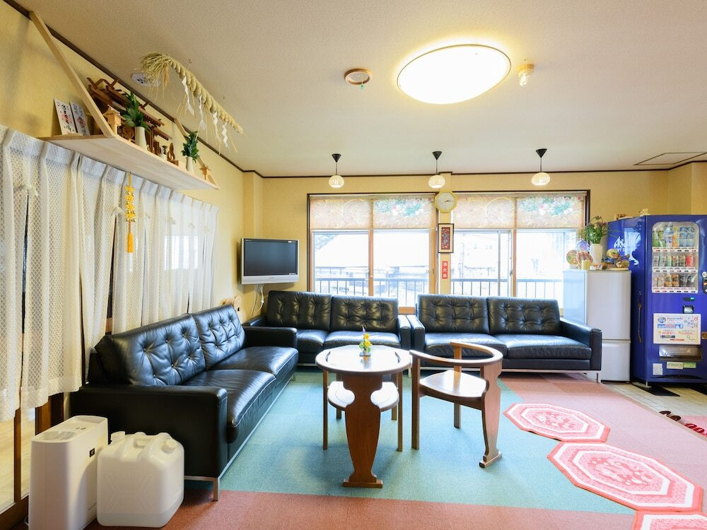 ロビーラウンジ