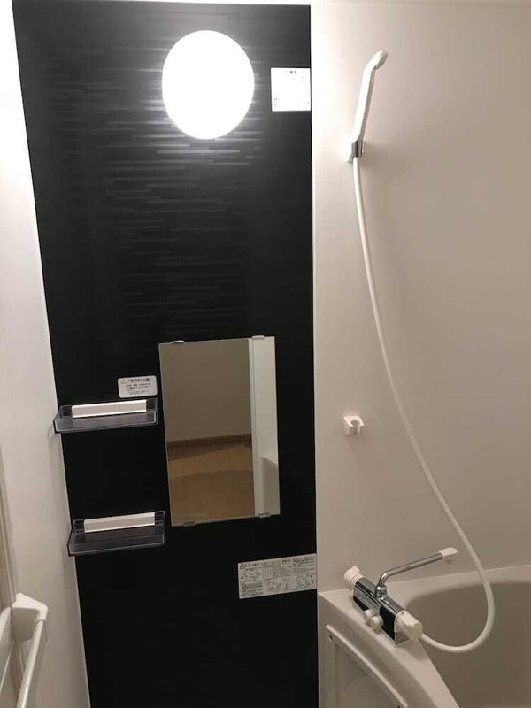 バスルームのシャワー