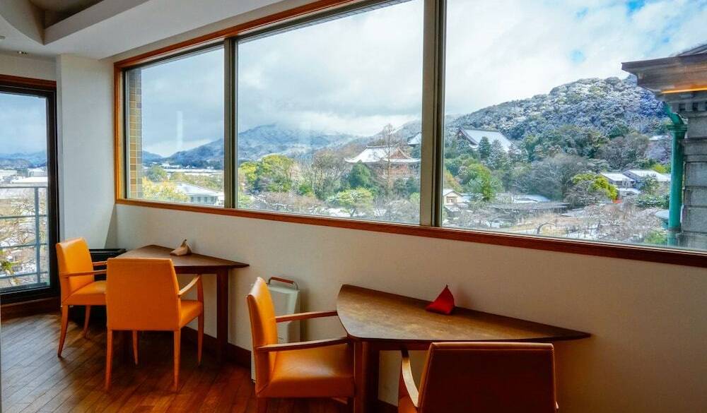 ライブラリーからの眺望 / 3