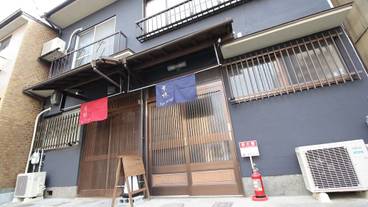 施設の入り口 / 5