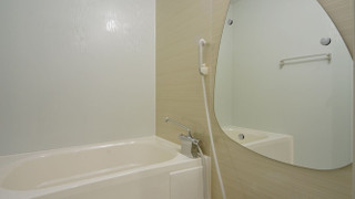 スーペリア トリプルルーム シングルベッド 3 台