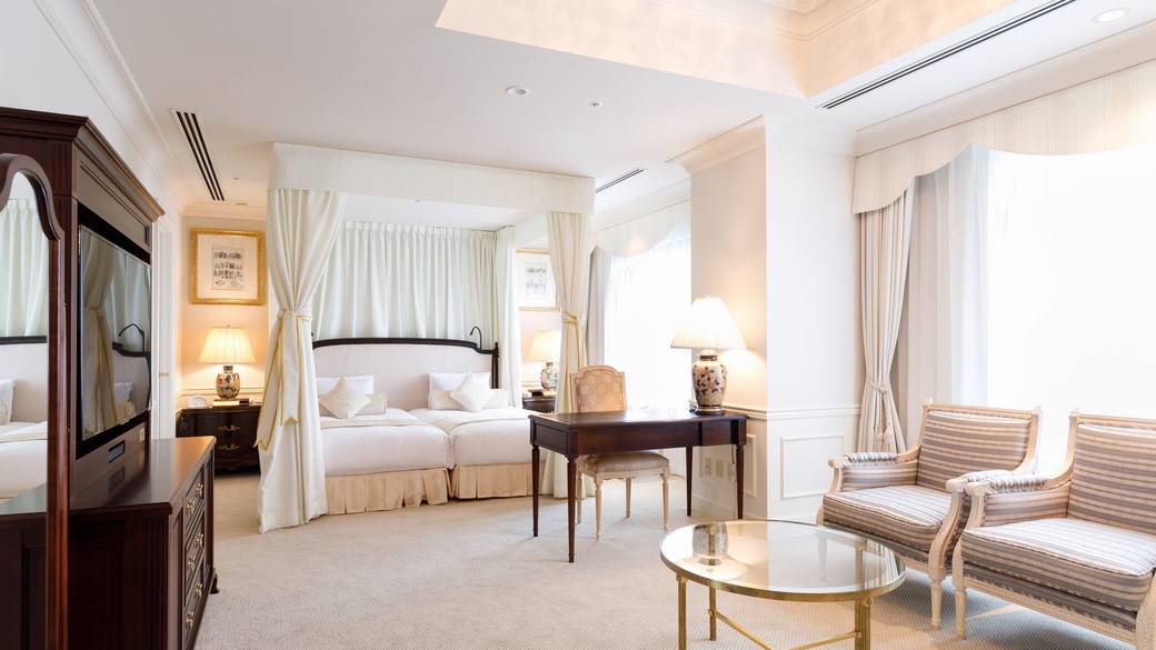 プルミエールフロアで
特別なステイを / 1