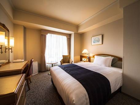 呉阪急ホテル / 4