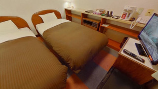 ツインルーム シングルベッド 2 台 禁煙