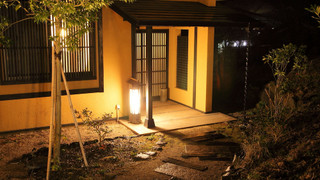 古民家風客室　「わらび野」〜ダブル〜【箱庭風呂】(チェックイン18時まで)