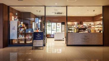 ギフト ショップ / 3