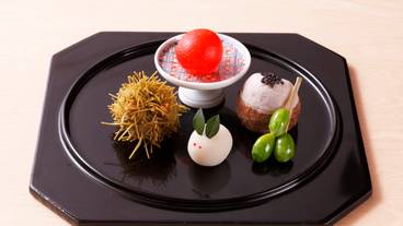 食事1 / 8