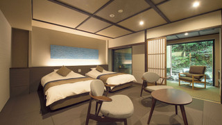 温泉露天風呂＆ウッドデッキ付 44平米 (山のテラス･ベッド) 禁煙