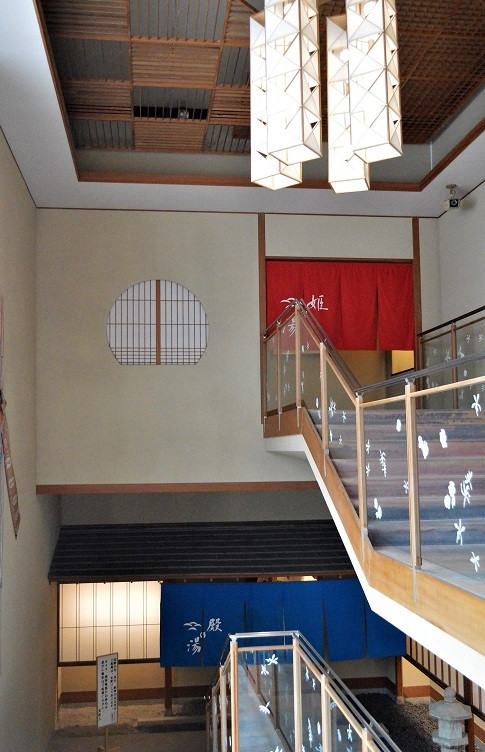 期待を感じる風呂入口