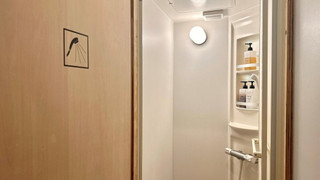 [4階個室ツツジ] 洋室 男女別共用バストイレ 禁煙