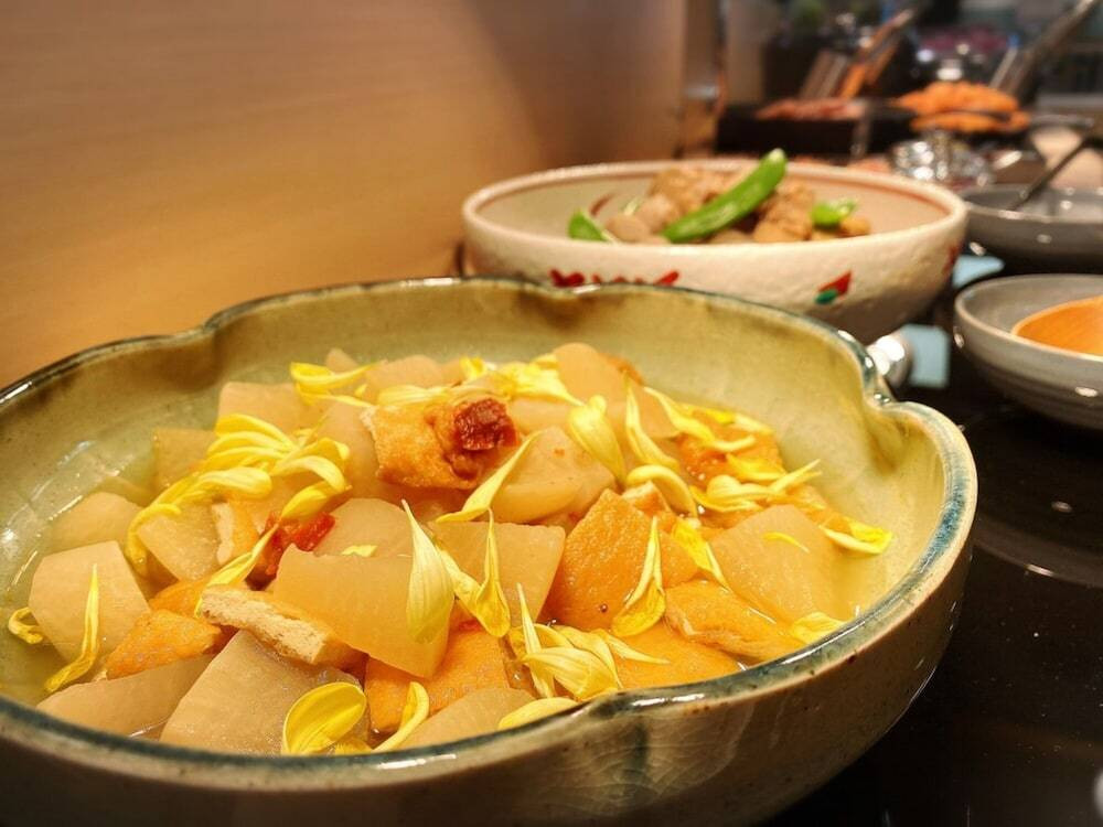 朝食