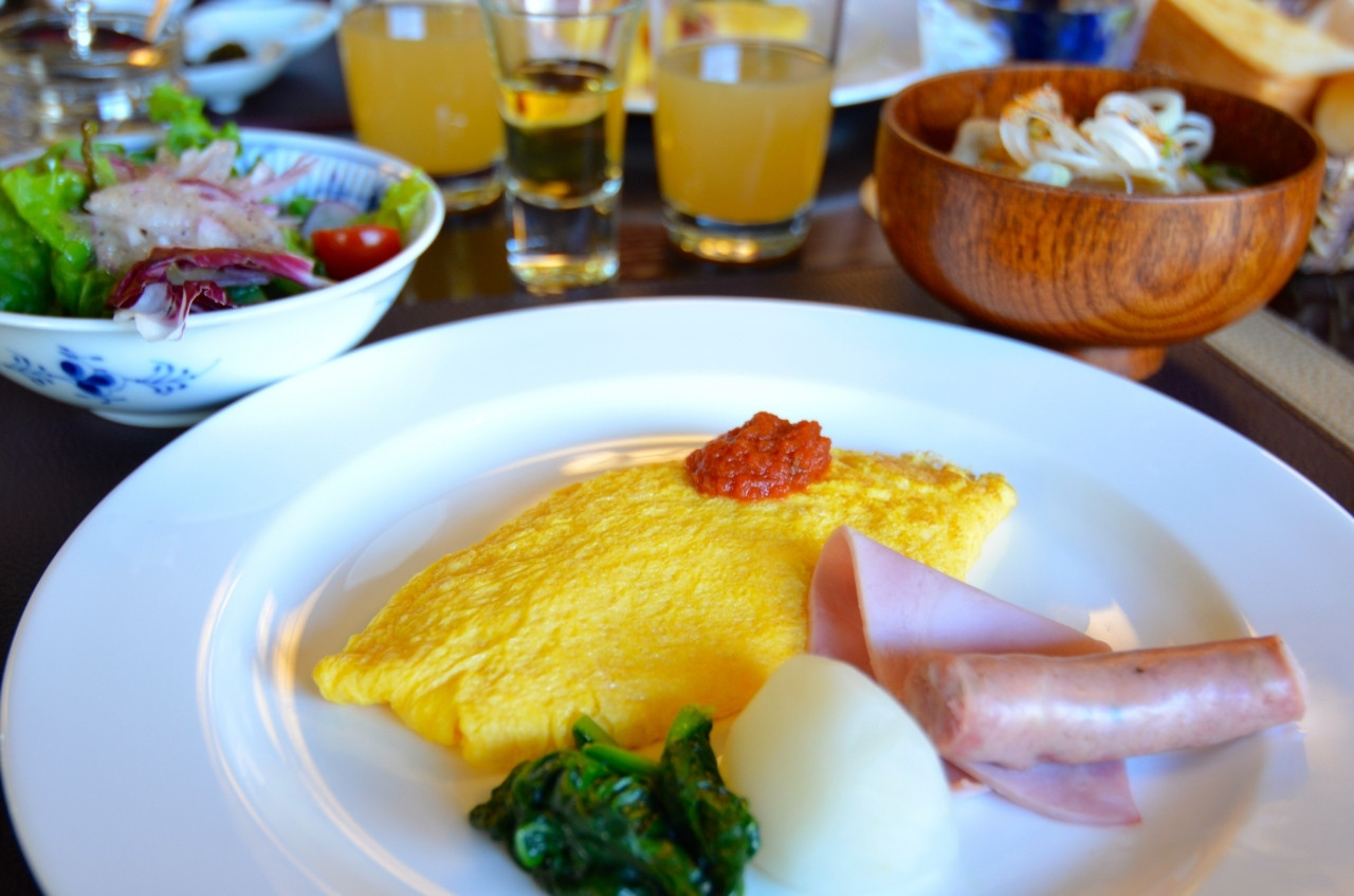 野菜の甘みを感じる豚汁が人気！絶品アメリカンブレックファスト3424343