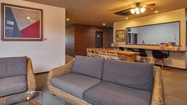 ロビーラウンジ / 5