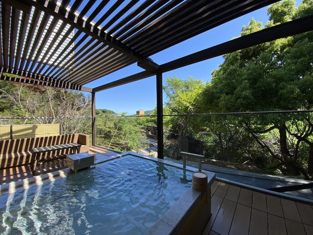 露天風呂付き客室で湯ごもり。懐石料理にも期待大◎3565858