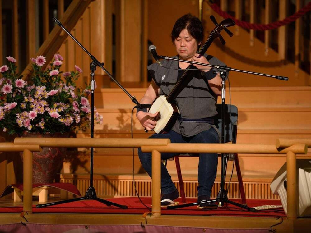 力強い三味線に心奪われる。津軽弁に旅情が高まる3846638