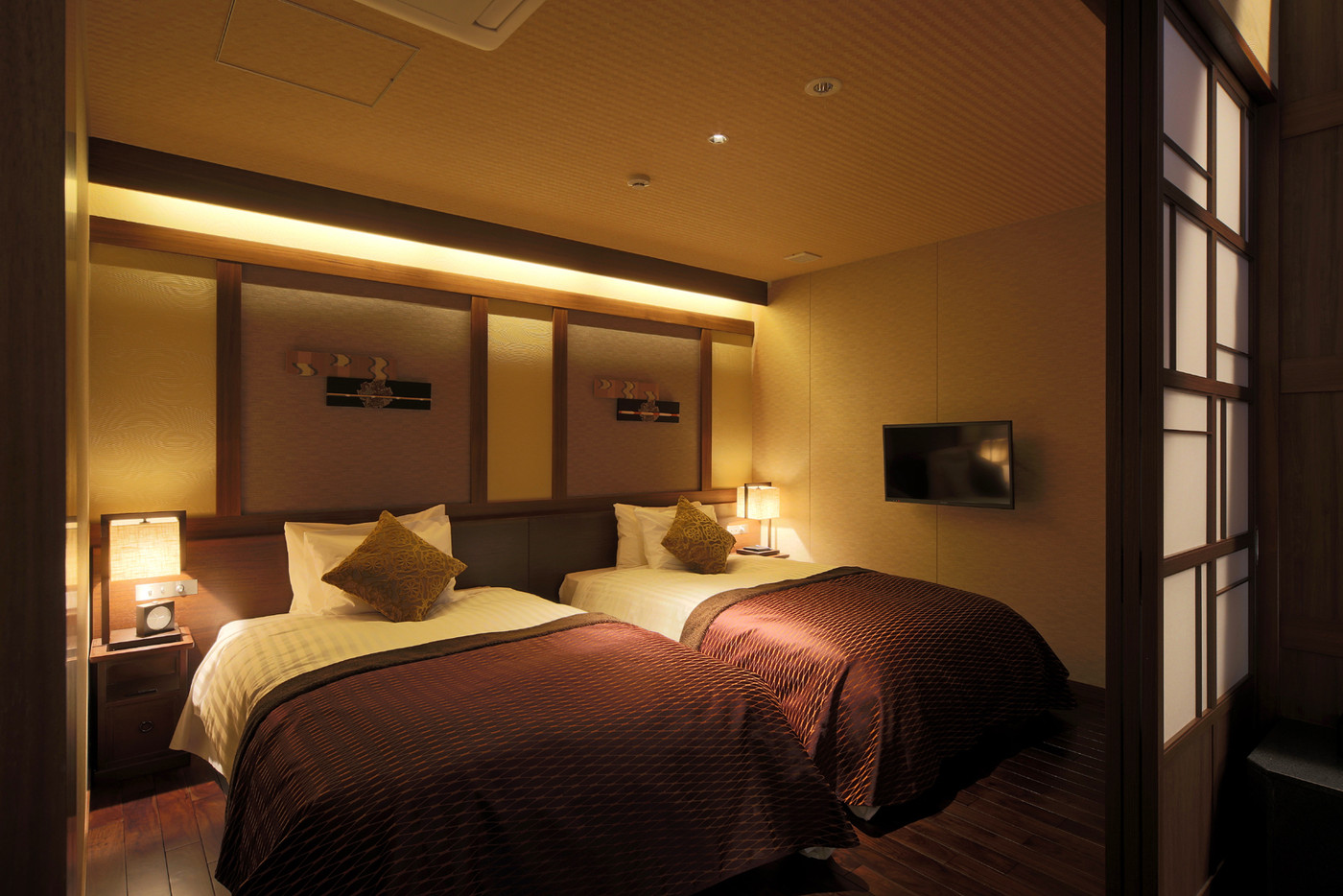 1階は全3室の特別室“庭園離れ”と“別邸「美文」”3668818