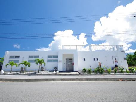 UmiOto ウミオト【女子旅に大人気の宿】 / 1