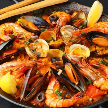 「BAR de ESPANA TORO 新宿」料理 1051317 魚介パエリア