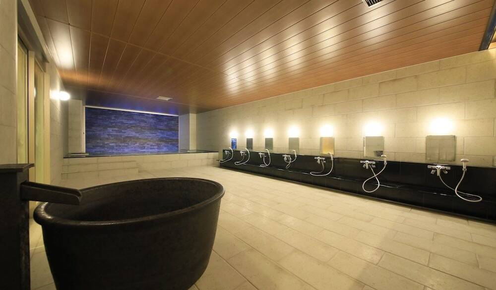 温泉＆セルフエステで
爽やかに始まる朝 / 2