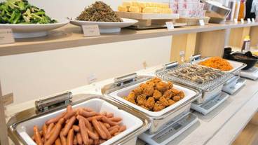 朝食ビュッフェ / 10