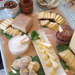 毎月11日はチーズ食べ放題！チーズ好き必見の立川「チーズ王国」