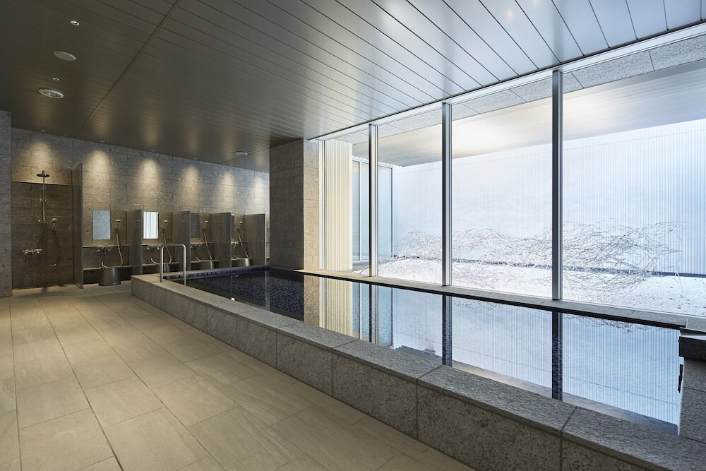 「リファ」のシャワーヘッドに大浴場♪リラックスが捗る絶景ホテル4024106