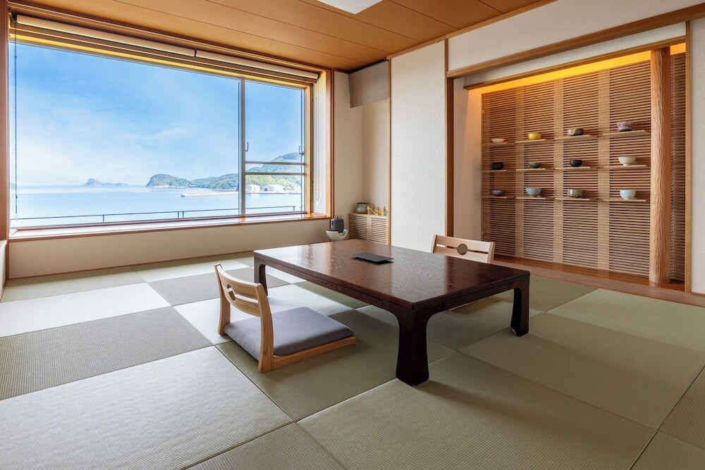 家庭画報スイート 和室12帖