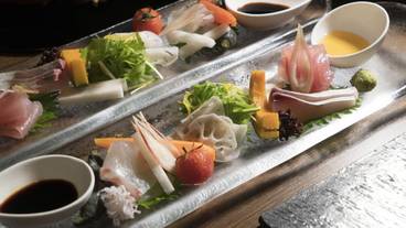 食事・飲み物 / 3