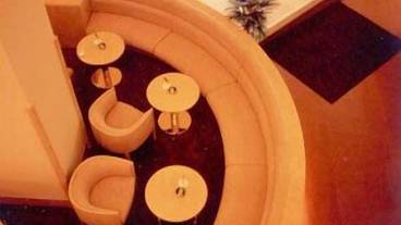 ロビー応接スペース / 2