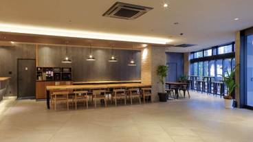 ロビーラウンジ / 6