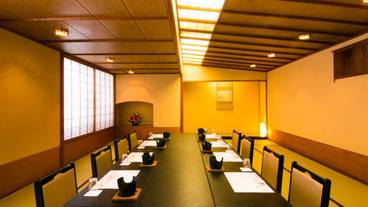 個室食事処一例 / 12