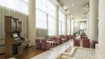 ロビーラウンジ / 11