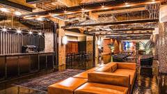 ザ・スティール・ハウス