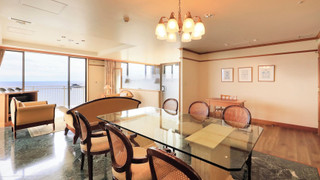 [オーシャンビュー] 客室最上階 32階ロイヤルスイートルーム/ホワイトブリーズ 禁煙