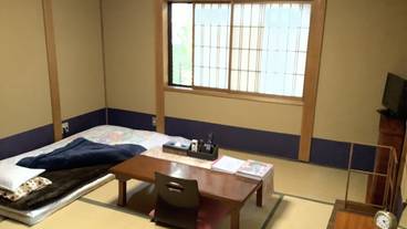 客室 / 19