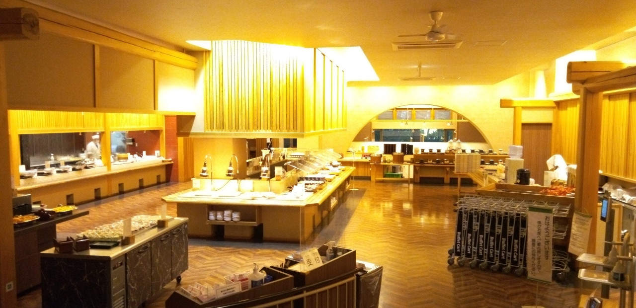 朝食バイキングの料理コーナーです。